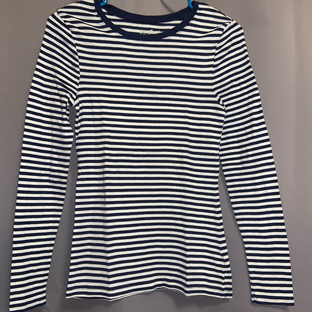 Old Navy top